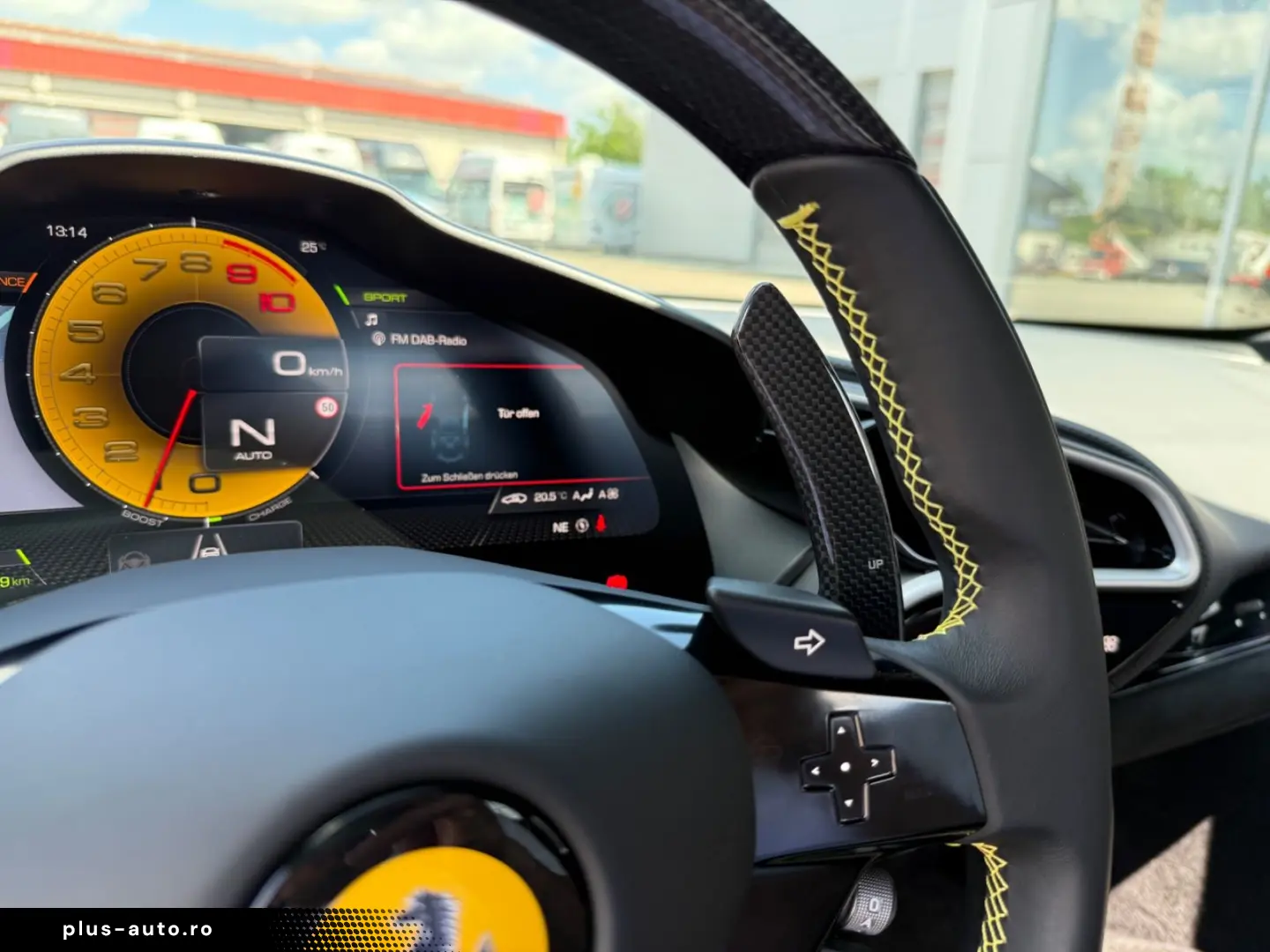 FERRARI 296 GTB  JBL  LIFT  DEUTSCHES FZG AUS 1. HAND