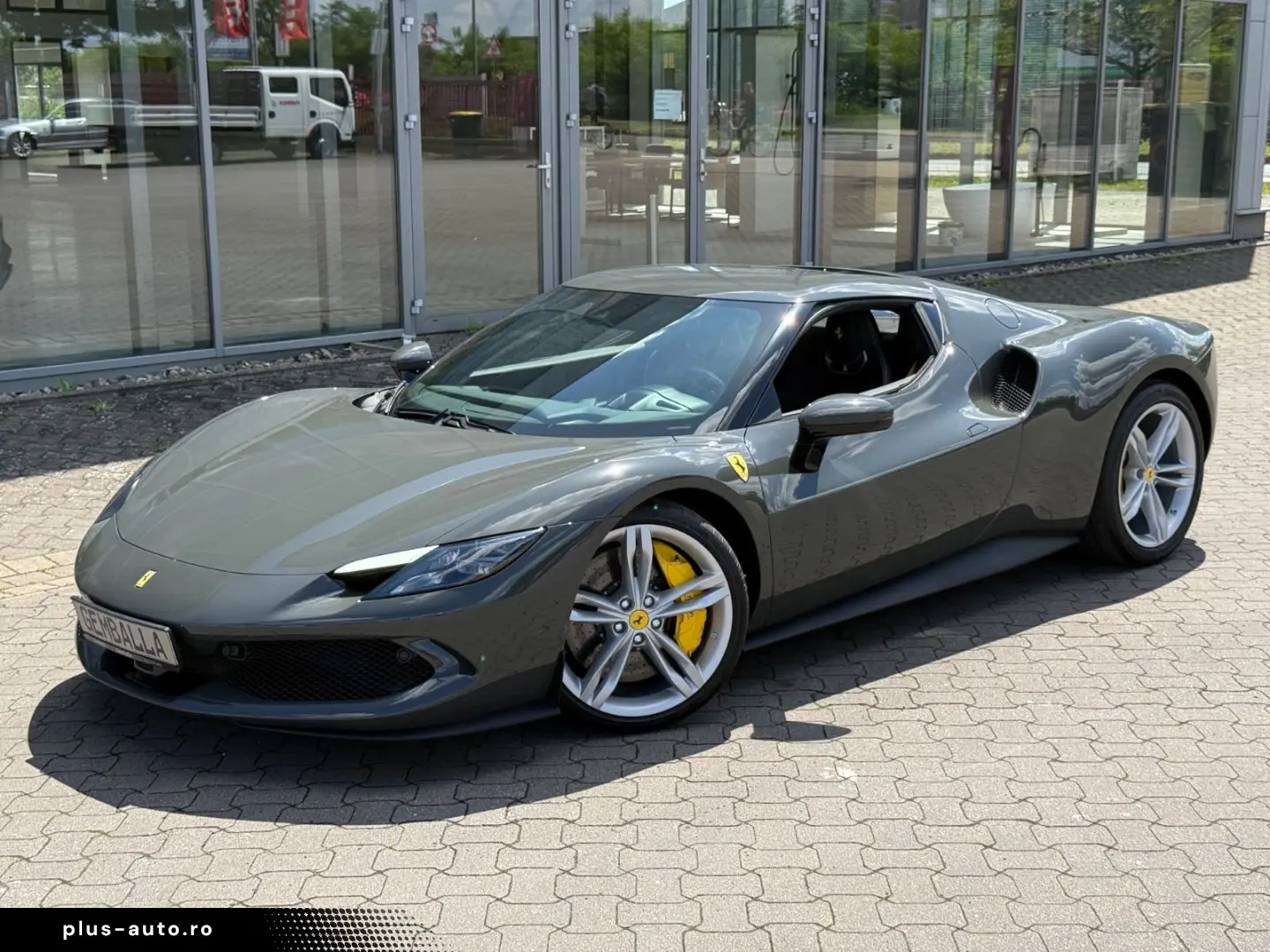 FERRARI 296 GTB  JBL  LIFT  DEUTSCHES FZG AUS 1. HAND