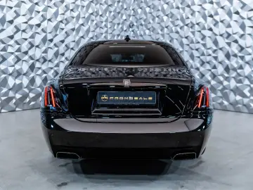 ROLLS ROYCE Ghost Black Badge - Shooting Star - Rear Theatre