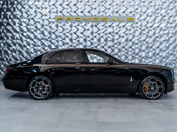 ROLLS ROYCE Ghost Black Badge - Shooting Star - Rear Theatre