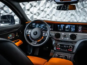 ROLLS ROYCE Ghost Black Badge - Shooting Star - Rear Theatre