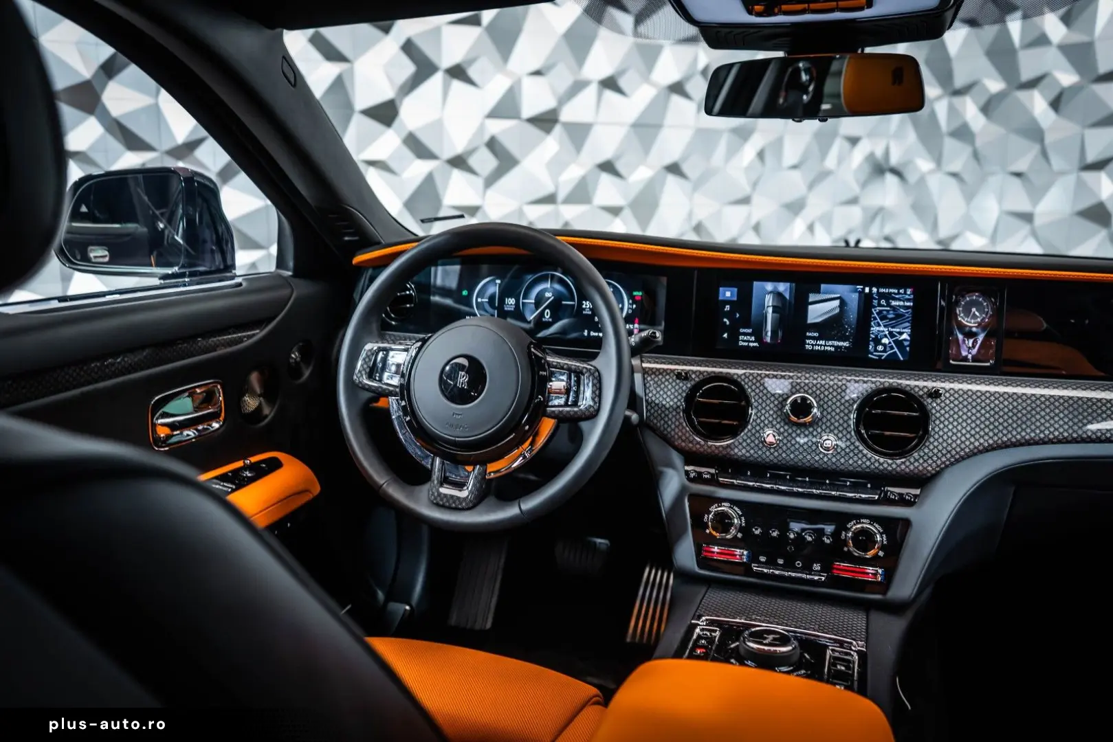 ROLLS ROYCE Ghost Black Badge - Shooting Star - Rear Theatre