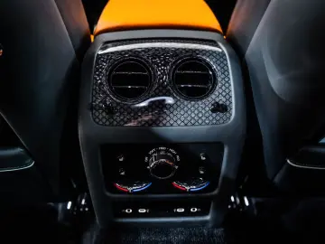 ROLLS ROYCE Ghost Black Badge - Shooting Star - Rear Theatre