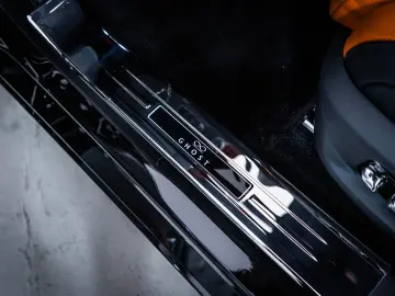 ROLLS ROYCE Ghost Black Badge - Shooting Star - Rear Theatre