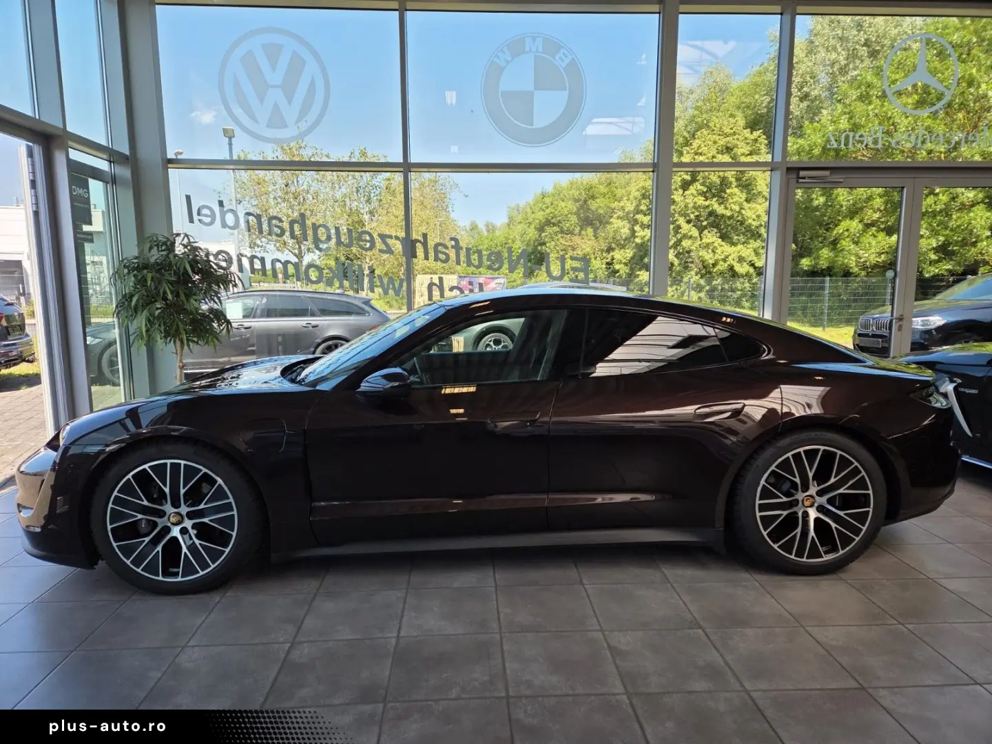 PORSCHE Taycan Sportsitze Sportchrono Innodrive
