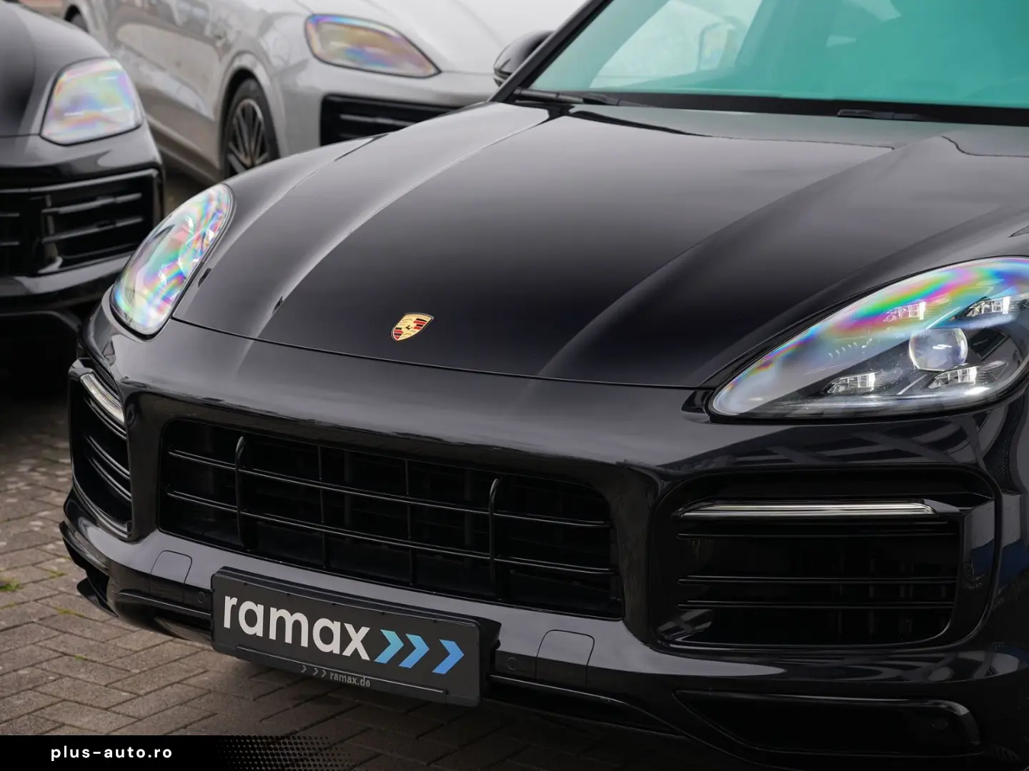 PORSCHE Cayenne E-Hybrid SPORTDESIGN-LUFTF-PANO-HUD-VOLL