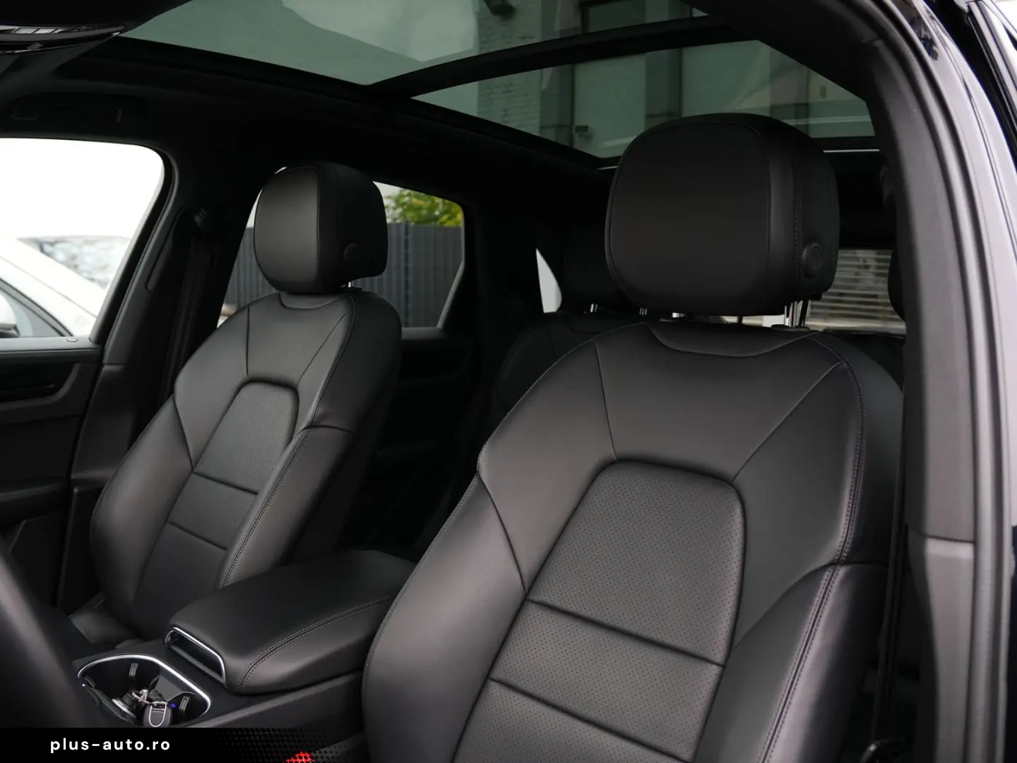 PORSCHE Cayenne E-Hybrid SPORTDESIGN-LUFTF-PANO-HUD-VOLL