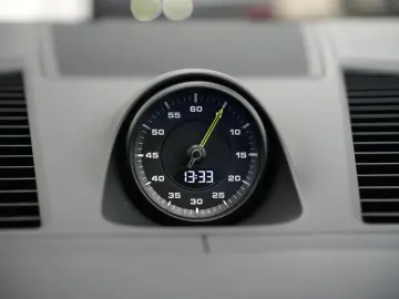 PORSCHE Cayenne E-Hybrid SPORTDESIGN-LUFTF-PANO-HUD-VOLL