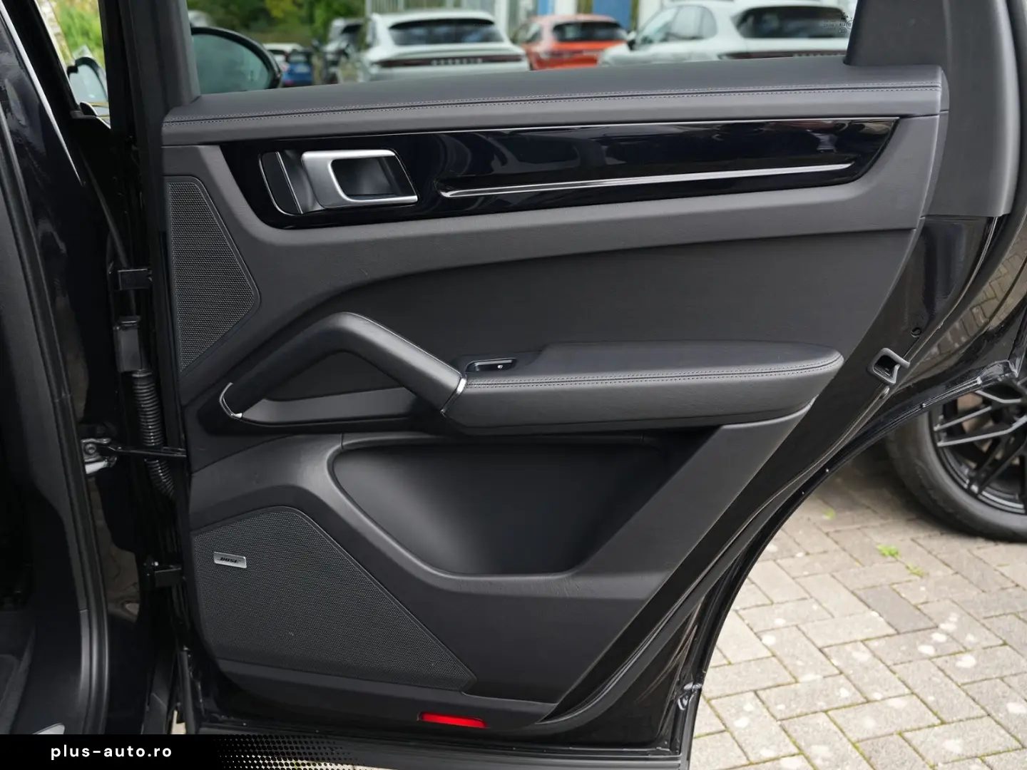 PORSCHE Cayenne E-Hybrid SPORTDESIGN-LUFTF-PANO-HUD-VOLL