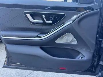 MERCEDES-BENZ S 450 S Limousine S 450 e AMG-Line VOLL
