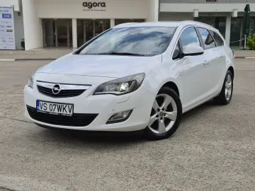 Opel Astra J 2011 1.7 CDTI 110 CP euro 5