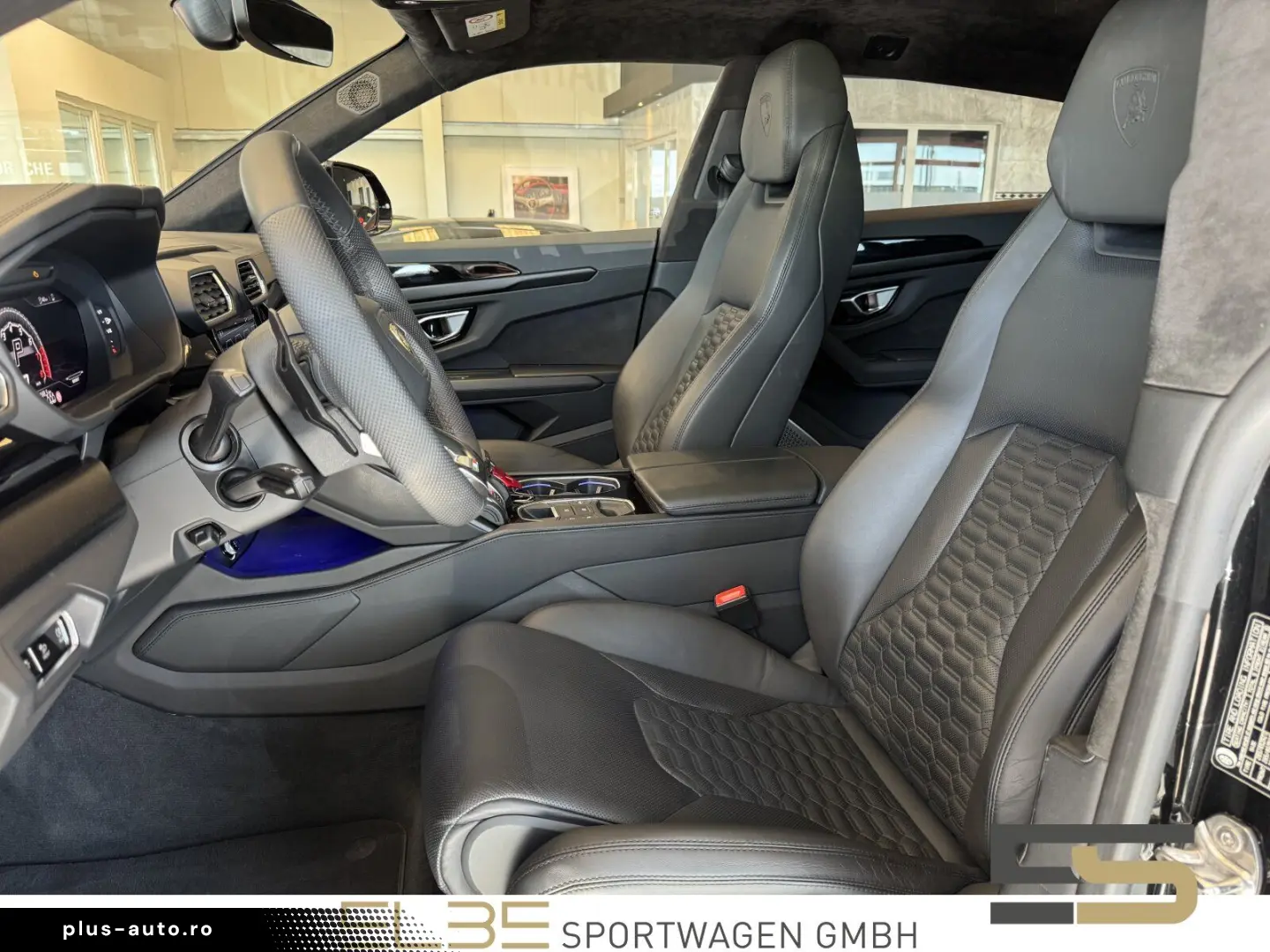 LAMBORGHINI Urus 23  B&O PANO NIGHT VISION MASSAGE Q-CITURA