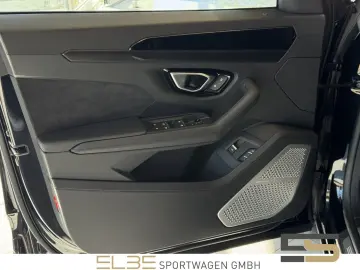 LAMBORGHINI Urus 23  B&O PANO NIGHT VISION MASSAGE Q-CITURA