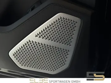 LAMBORGHINI Urus 23  B&O PANO NIGHT VISION MASSAGE Q-CITURA