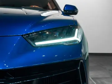 LAMBORGHINI Urus S Pano B&O Carbon Service NEU