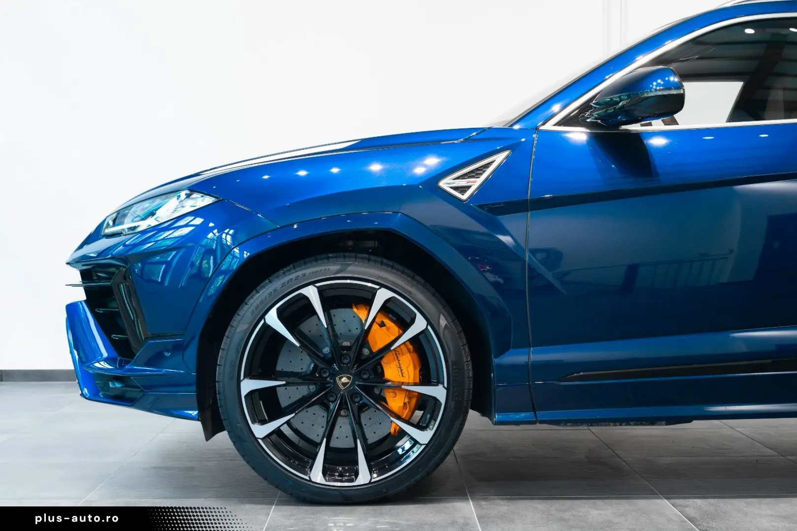 LAMBORGHINI Urus S Pano B&O Carbon Service NEU