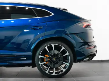 LAMBORGHINI Urus S Pano B&O Carbon Service NEU