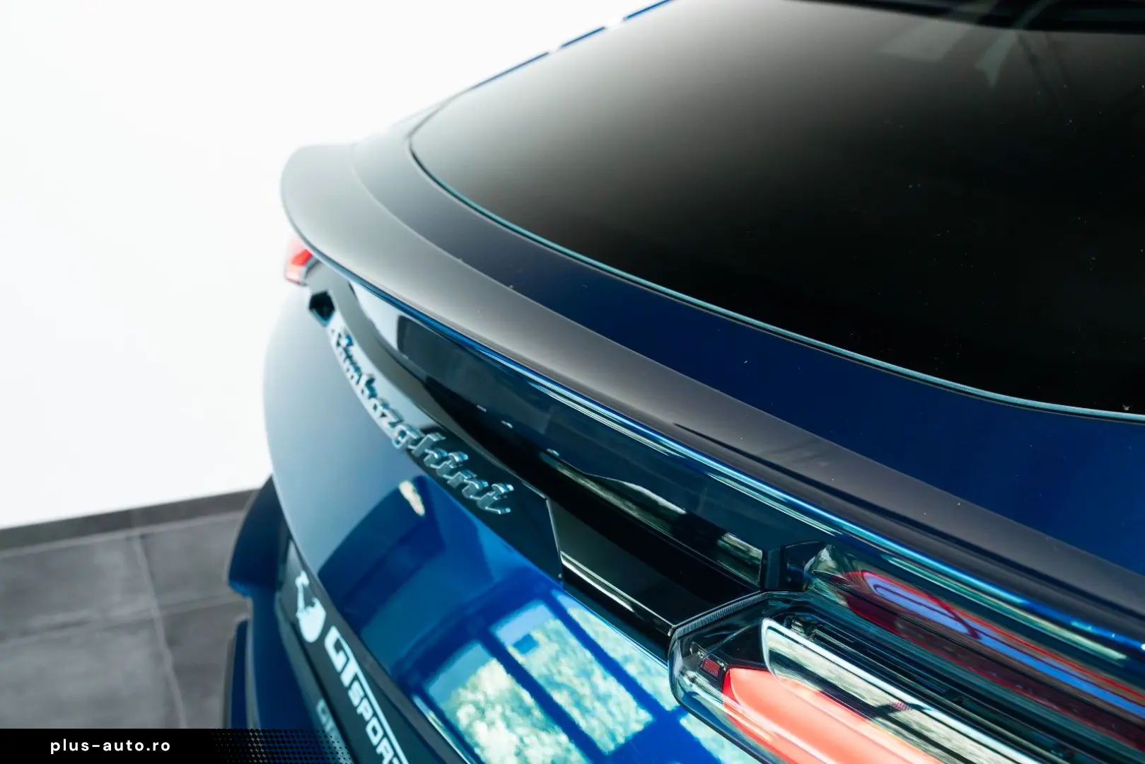 LAMBORGHINI Urus S Pano B&O Carbon Service NEU