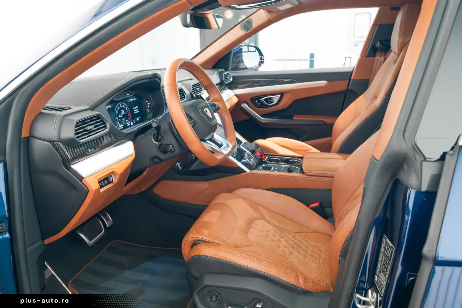 LAMBORGHINI Urus S Pano B&O Carbon Service NEU