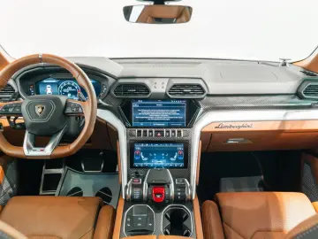 LAMBORGHINI Urus S Pano B&O Carbon Service NEU