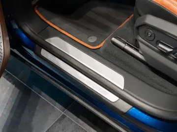 LAMBORGHINI Urus S Pano B&O Carbon Service NEU