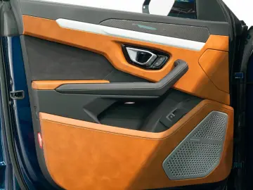 LAMBORGHINI Urus S Pano B&O Carbon Service NEU