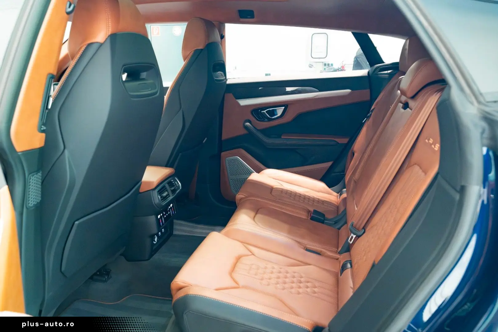 LAMBORGHINI Urus S Pano B&O Carbon Service NEU