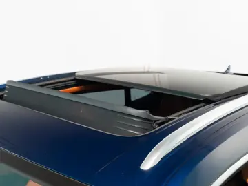 LAMBORGHINI Urus S Pano B&O Carbon Service NEU