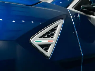 LAMBORGHINI Urus S Pano B&O Carbon Service NEU