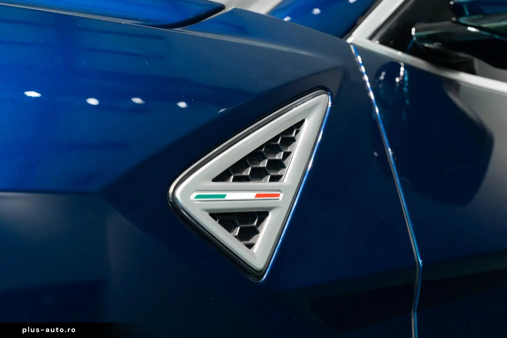 LAMBORGHINI Urus S Pano B&O Carbon Service NEU