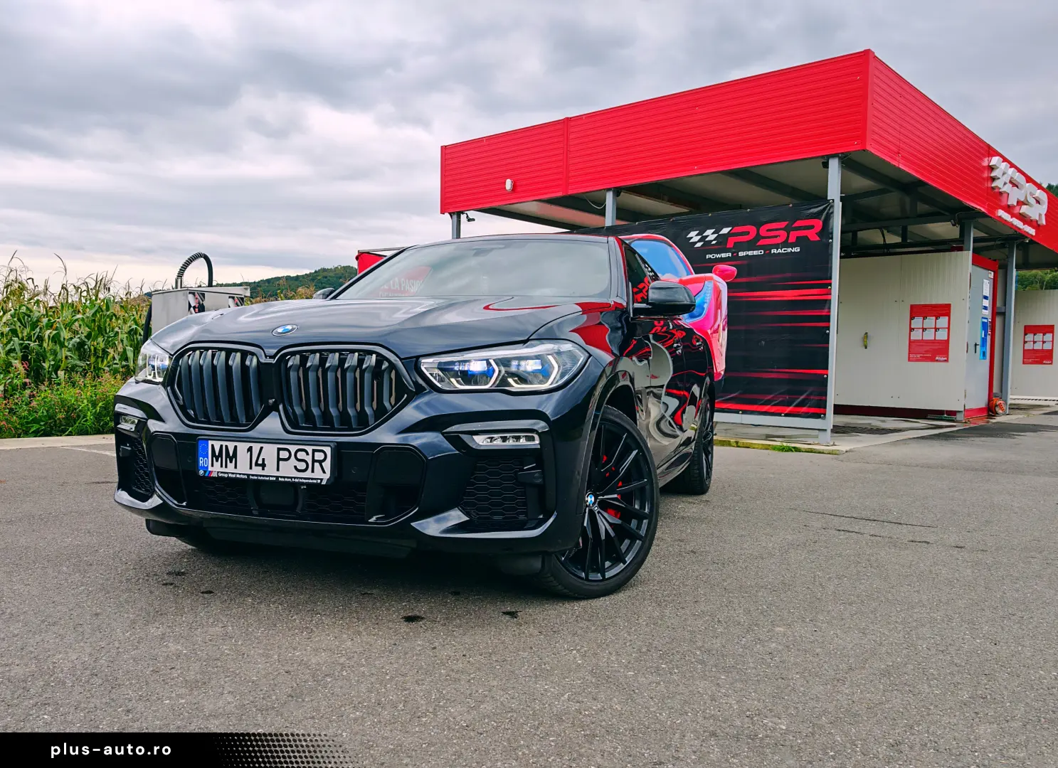 BMW X6 M50