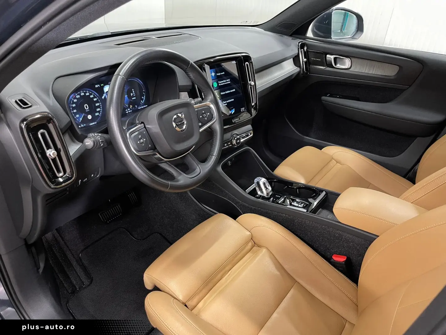 Volvo Xc-40