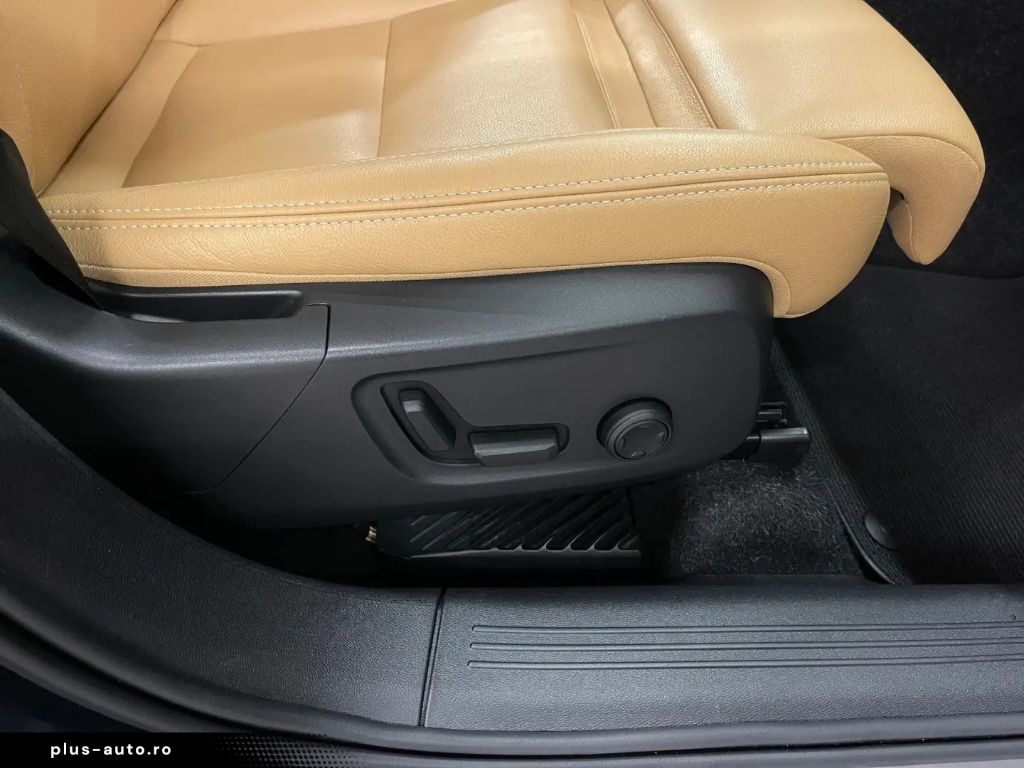 Volvo Xc-40