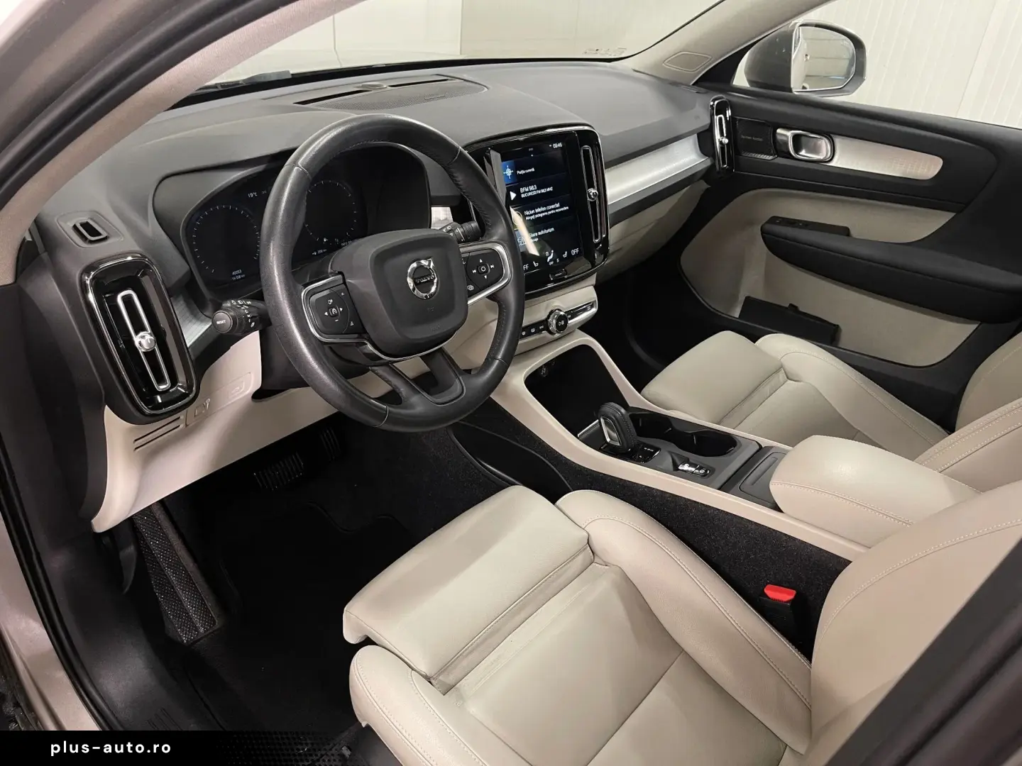 Volvo Xc-40