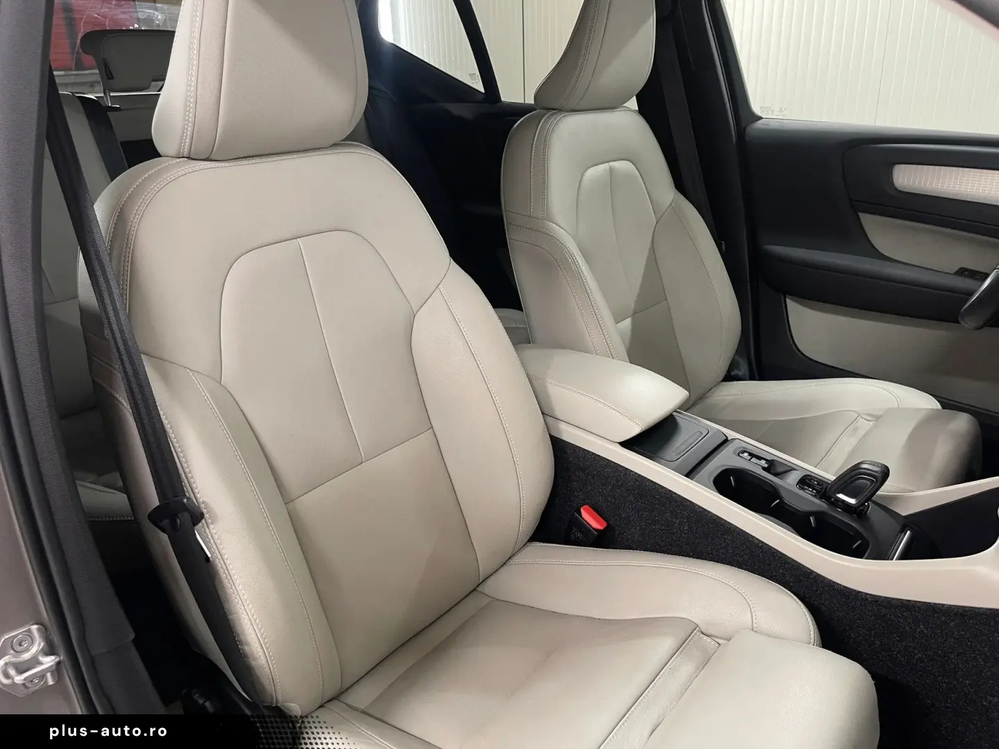 Volvo Xc-40