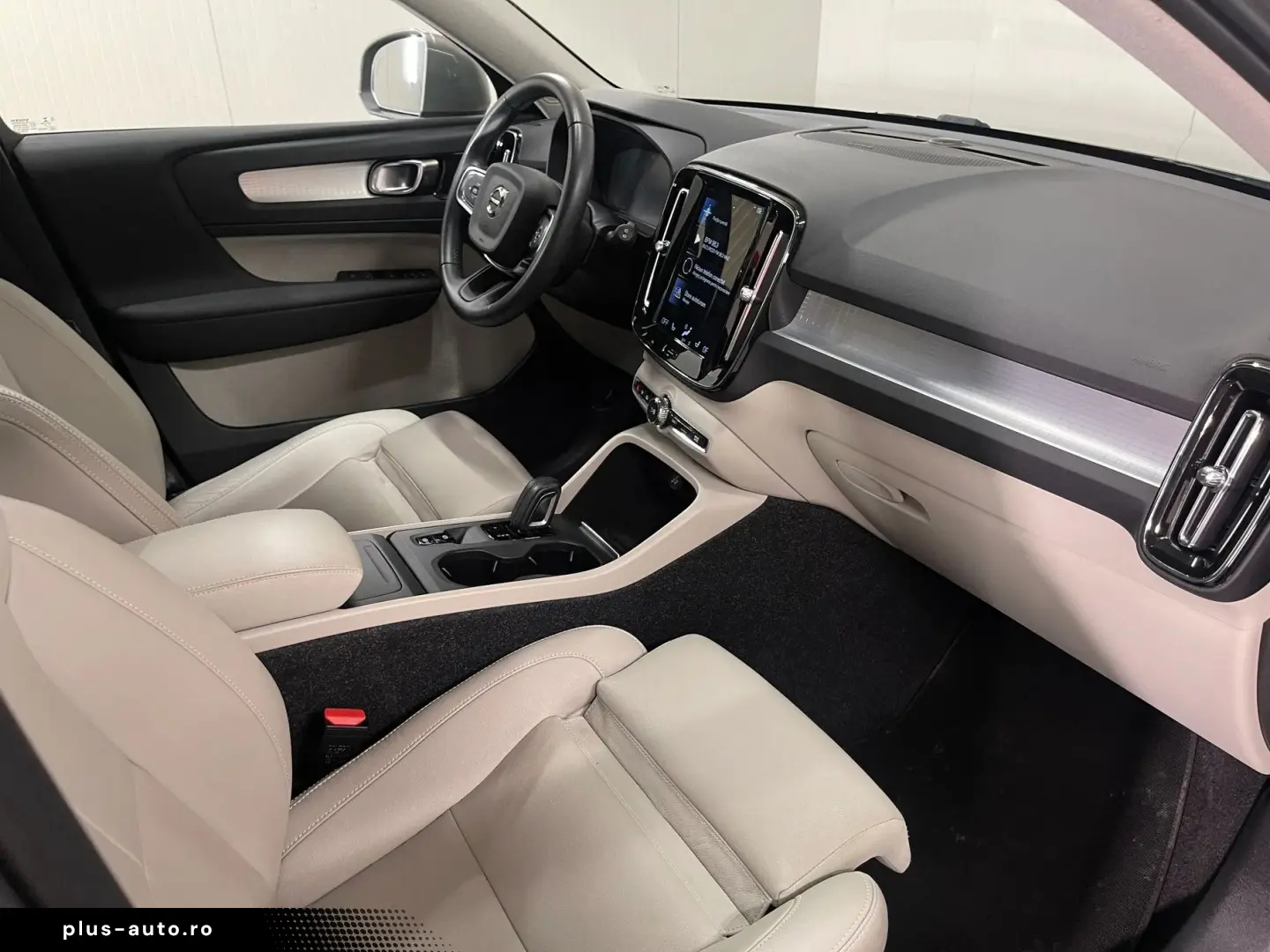 Volvo Xc-40