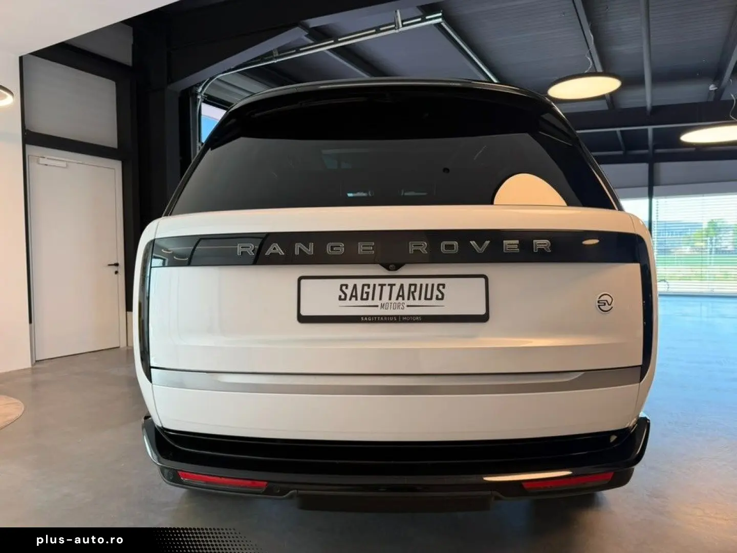LAND ROVER Range Rover  SV 615PS Business Class 360  AHK 23