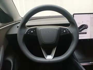 TESLA Model 3 Navi Glasdach CAM WäPu