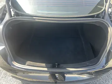 TESLA Model 3 325 PS Klima Navi Leder Sitzh Pano-D AHK
