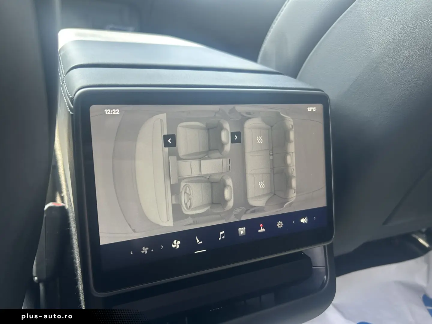 TESLA Model 3 325 PS Klima Navi Leder Sitzh Pano-D AHK