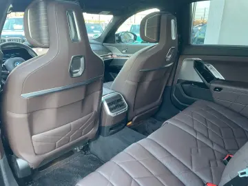 BMW i7 M70 xDrive ExecutiveLoungeSeat