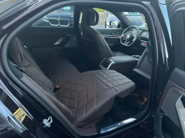 BMW i7 M70 xDrive ExecutiveLoungeSeat
