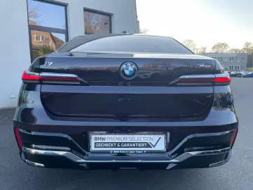BMW i7 M70 xDrive ExecutiveLoungeSeat