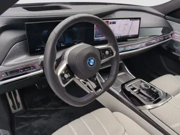 BMW i7 M70 xDrive Limousine M Sport