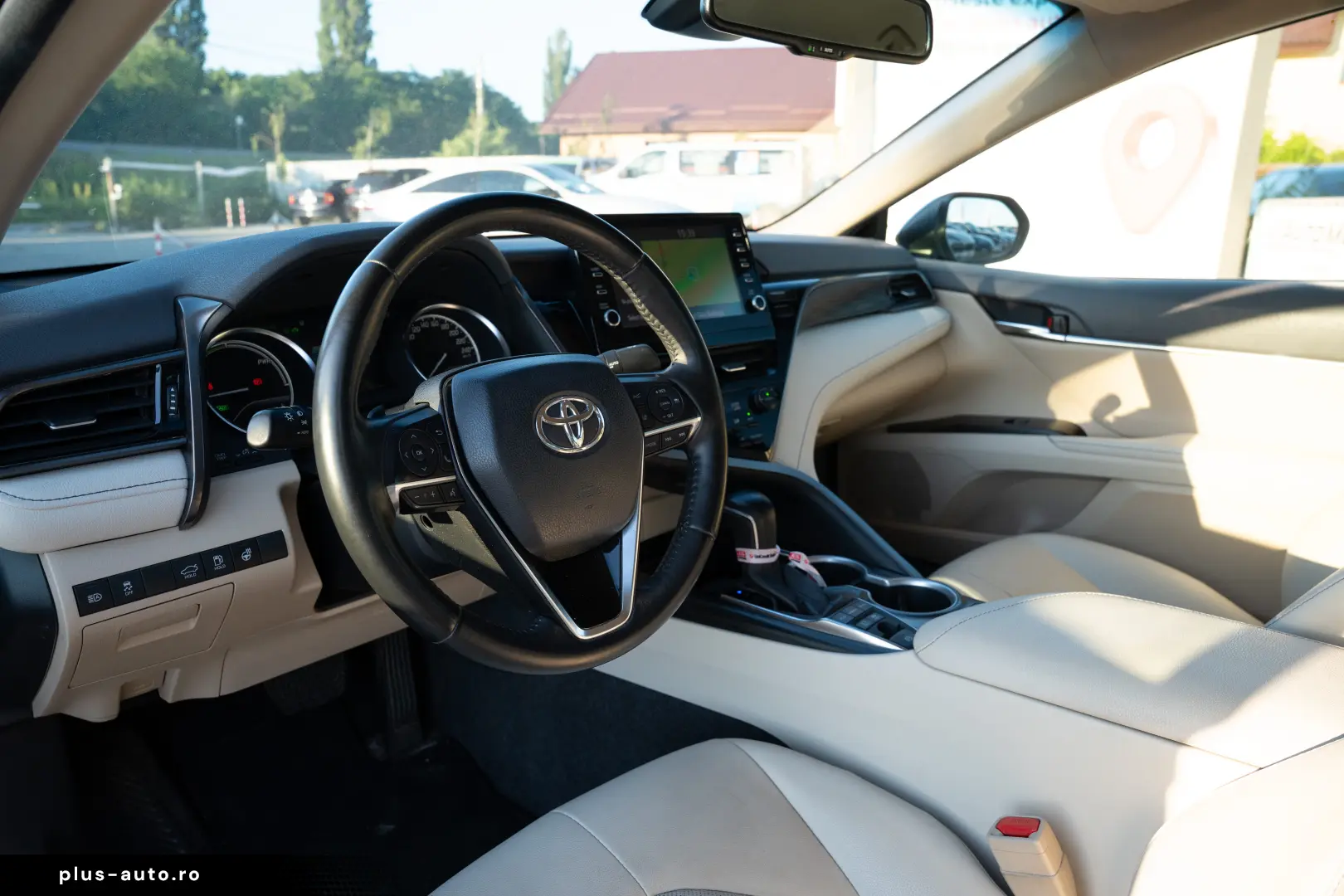 Toyota Camry 2.5 Hybrid Dynamic E-CVT