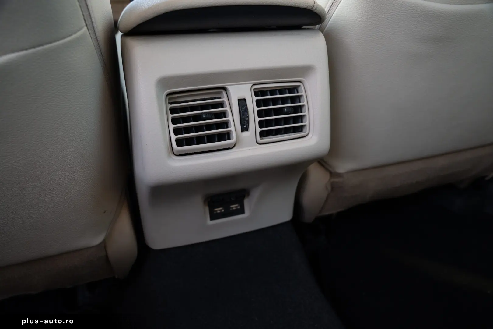 Toyota Camry 2.5 Hybrid Dynamic E-CVT