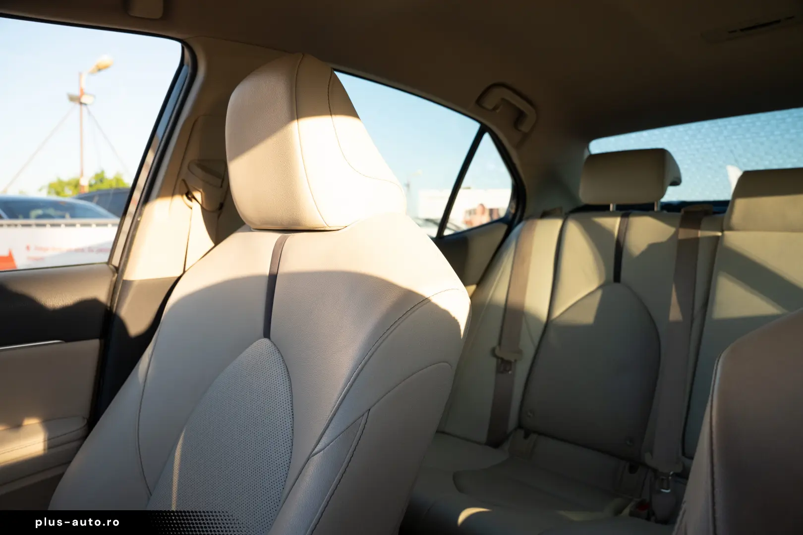 Toyota Camry 2.5 Hybrid Dynamic E-CVT