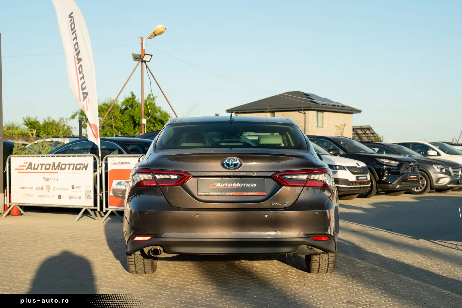 Toyota Camry 2.5 Hybrid Dynamic E-CVT