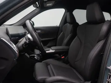 BMW iX1 xD30 M Sport HUD DAB AHK 360  CockpitPro 18
