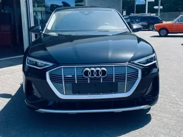 AUDI e-tron 55 Quat S LINE LUFT LED NAVI SHZ KAM B&O